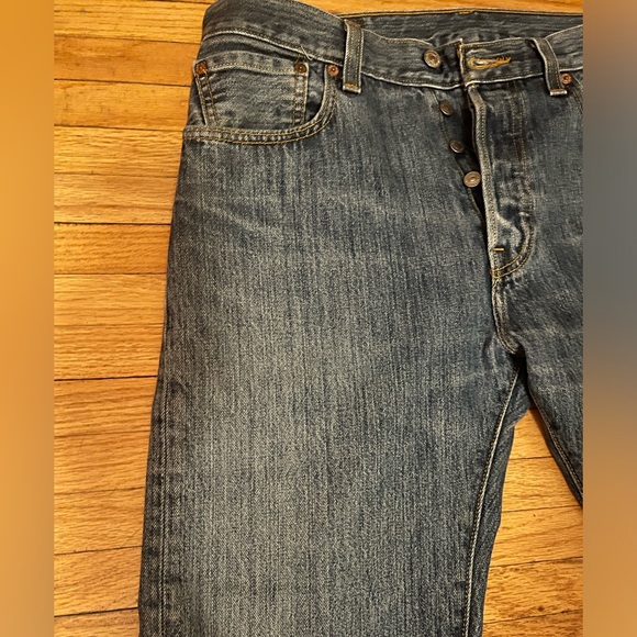 Levi’s 501s 33x32 - Picture 6 of 6